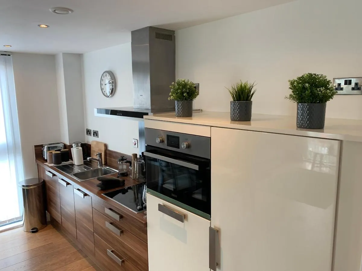 Live It Up In This 14Th Floor Open Plan Apartment With Amazing City Views, Sleeps Up To 6 People! Sheffield 0*,  Wielka Brytania