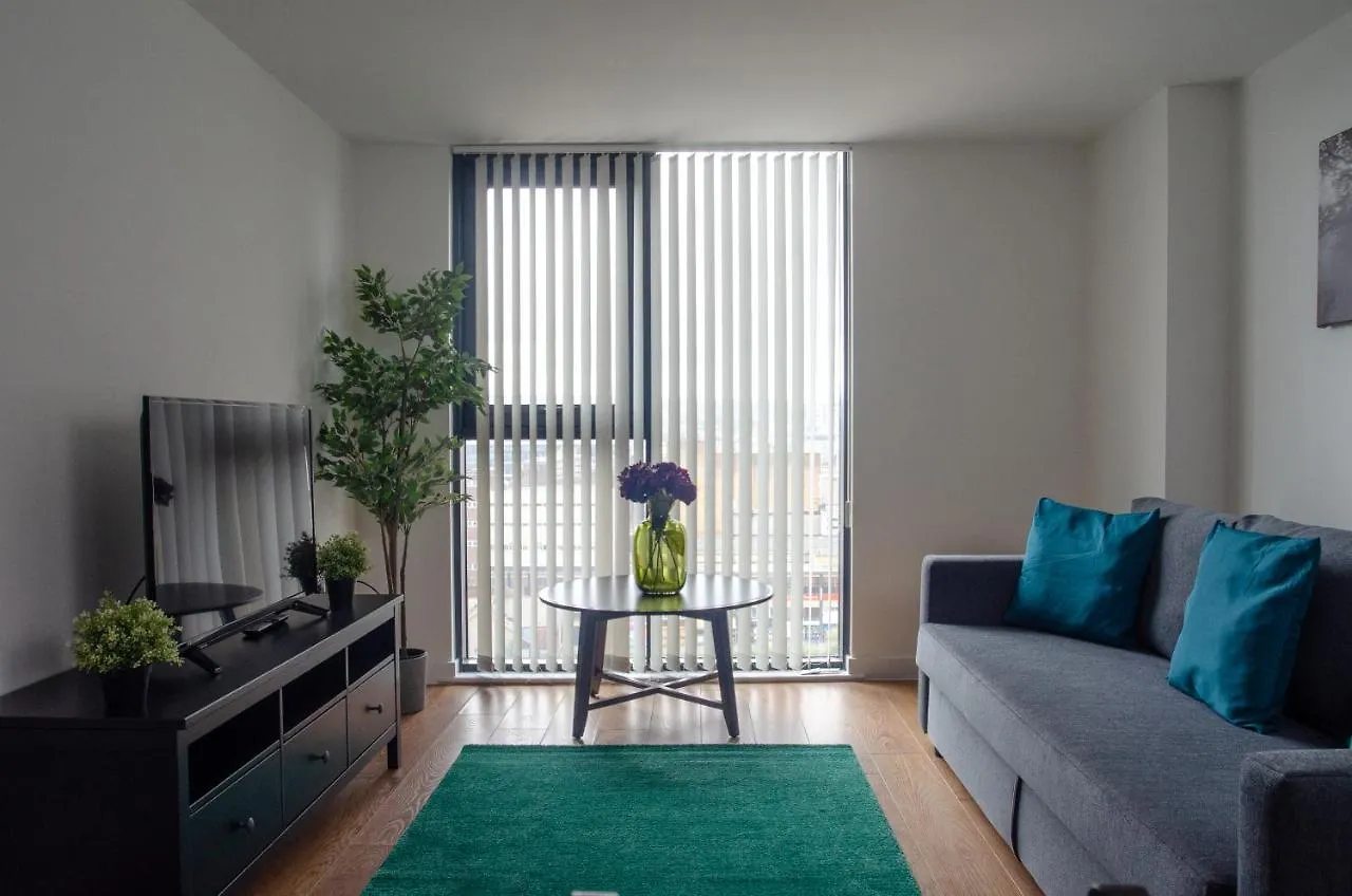 Live It Up In This 14Th Floor Open Plan Apartment With Amazing City Views, Sleeps Up To 6 People! Sheffield 0*,  Royaume-Uni
